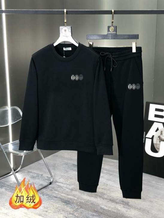 Picture of LV Sweater Suits _SKULVM-4XLkdtn19240891
